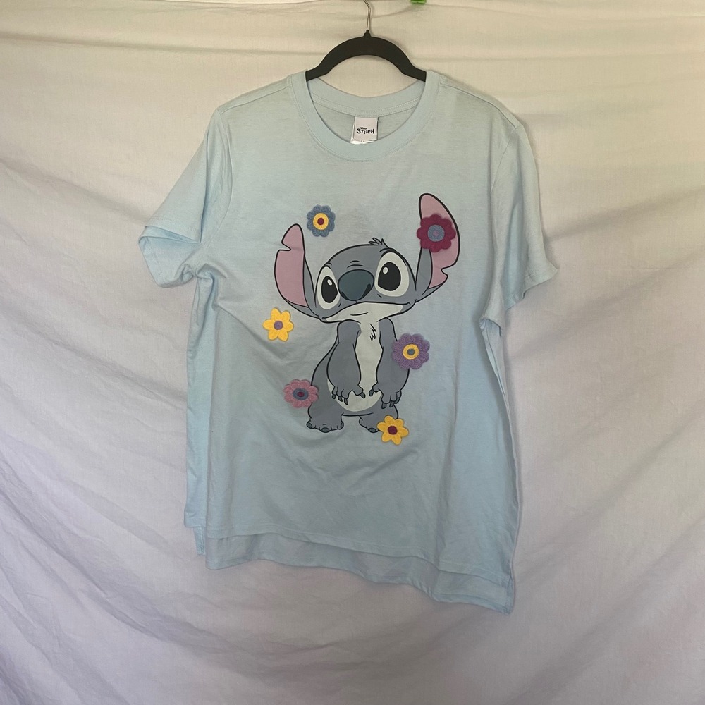 Disney Stitch Light Blue Crochet Flower Graphic T-Shirt WVSJL92 Womens Large NEW